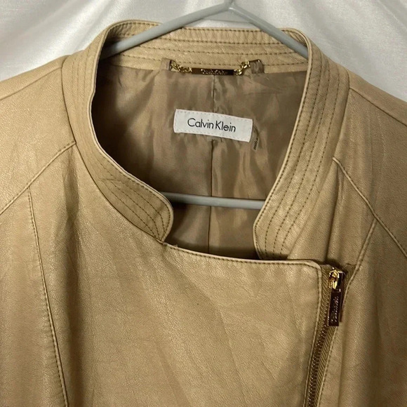 CALVIN Klein vegan leather jacket,asymmetrical front zipper,rib sides, like new! - Picture 3 of 16